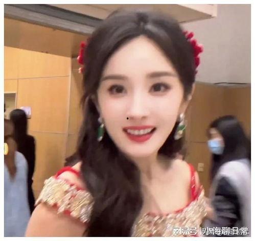 七姐吃瓜娱乐圈视频,娱乐圈幕后真相大曝光!